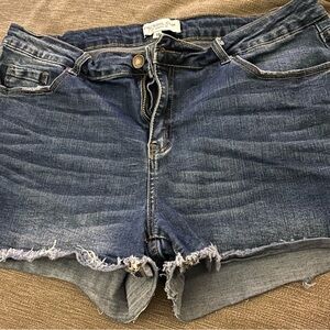 Chicsoul size 18 Denim Blue Women's Shorts